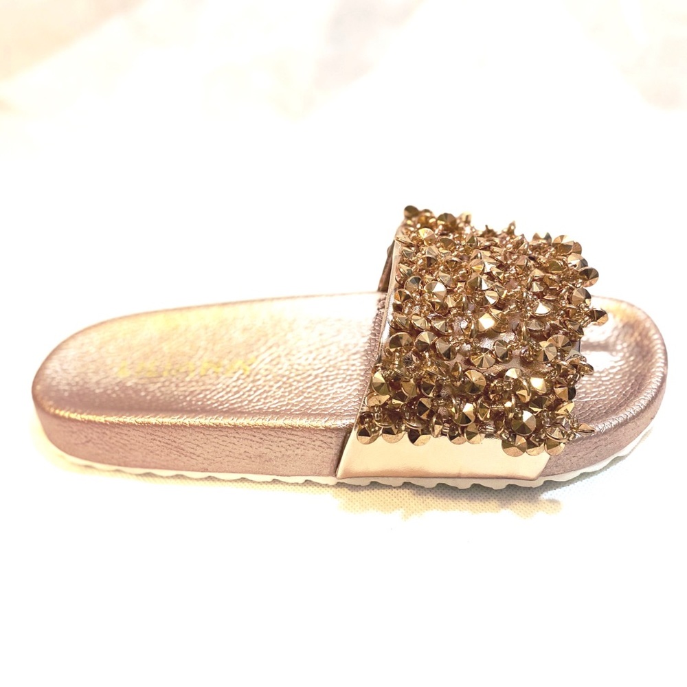 Noni Rosegold